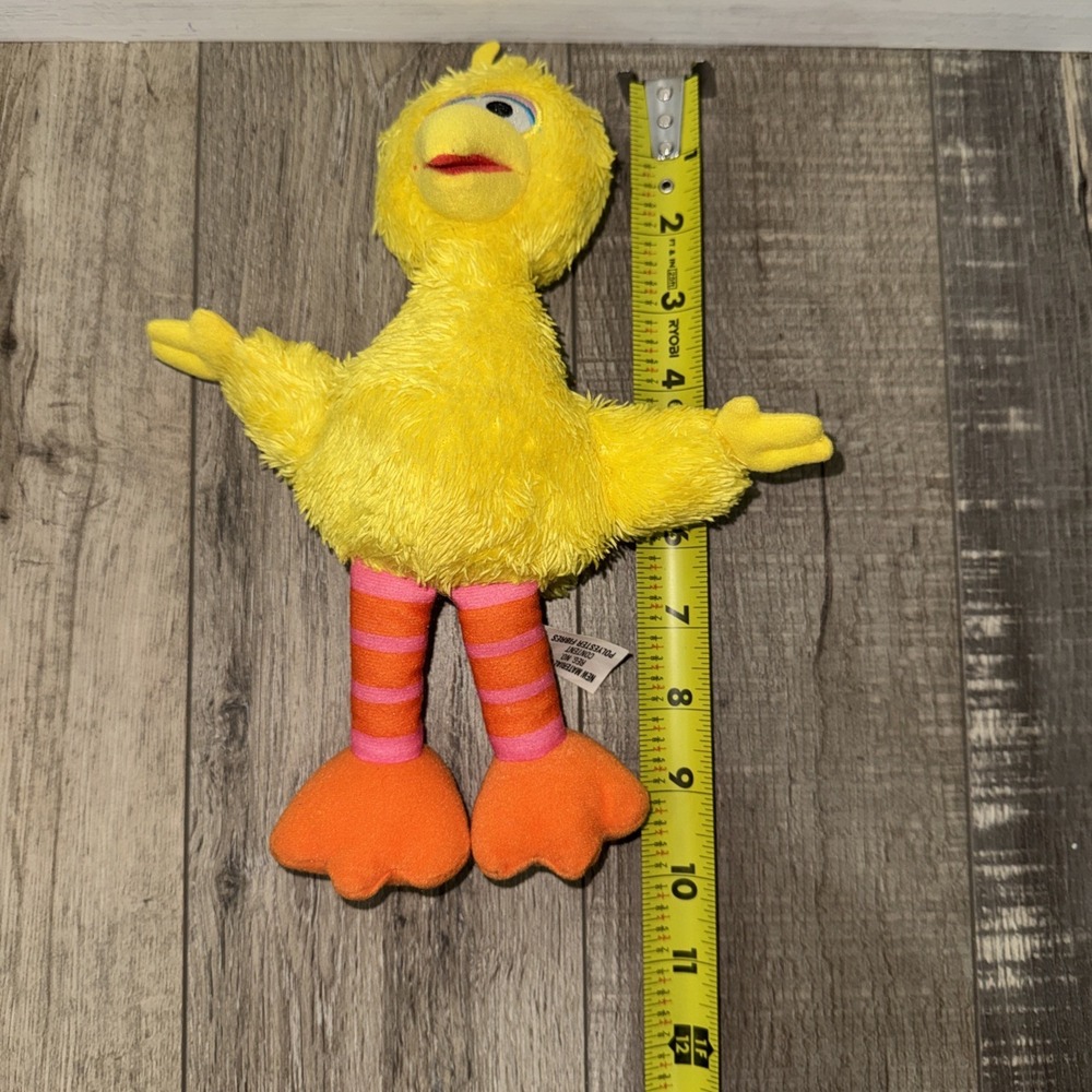 Hasbro Sesame Street Big Bird Plush 9" Stuffed Animal Toy - Picture 8 of 9